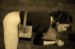 Интересный станок для порки.png