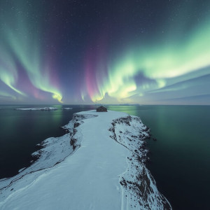 Mystical island of Thule in Northern Sea under aurora borealis - JFL.jpg