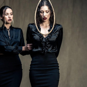 Виселица в чёрном.jpg