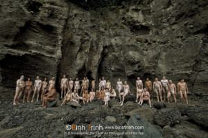 Auckland-mass-nudes-art-ONeill-Bay-12.jpg