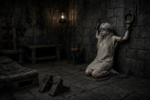 Blindfold-chains-knees.jpg