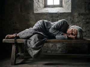 В цепях на лавке.jpg